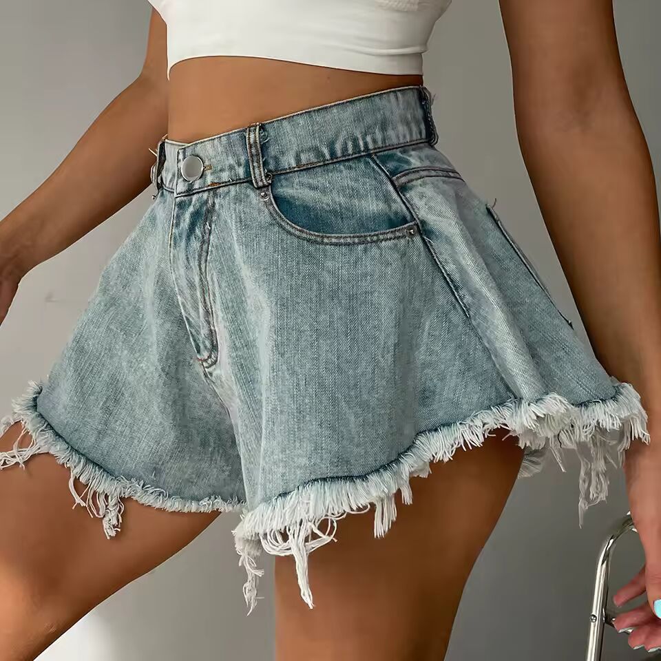 2025 Spring/Summer New Collection of European and American Denim Shorts for Women, Piercing, High Waist, Loose Tassel Jeans